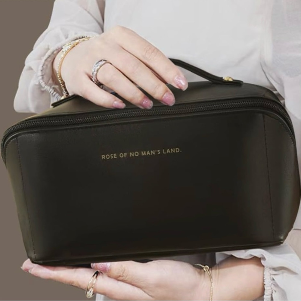 Large toiletry travel bag